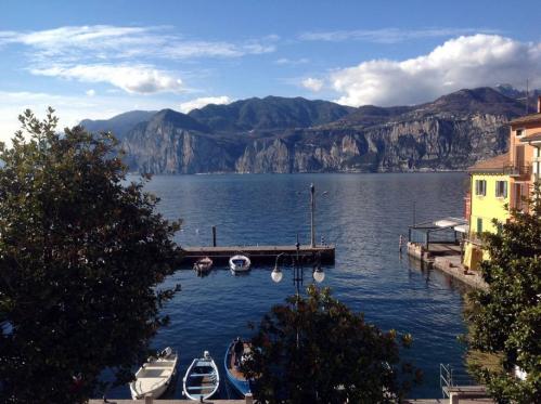 Apartament 11